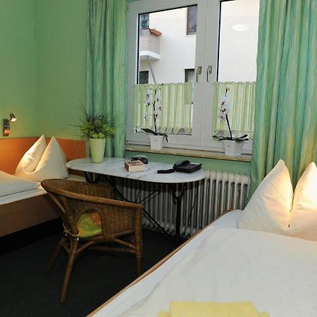 Hotel-Pension Haus Neustadt เบรเมน ภายนอก รูปภาพ