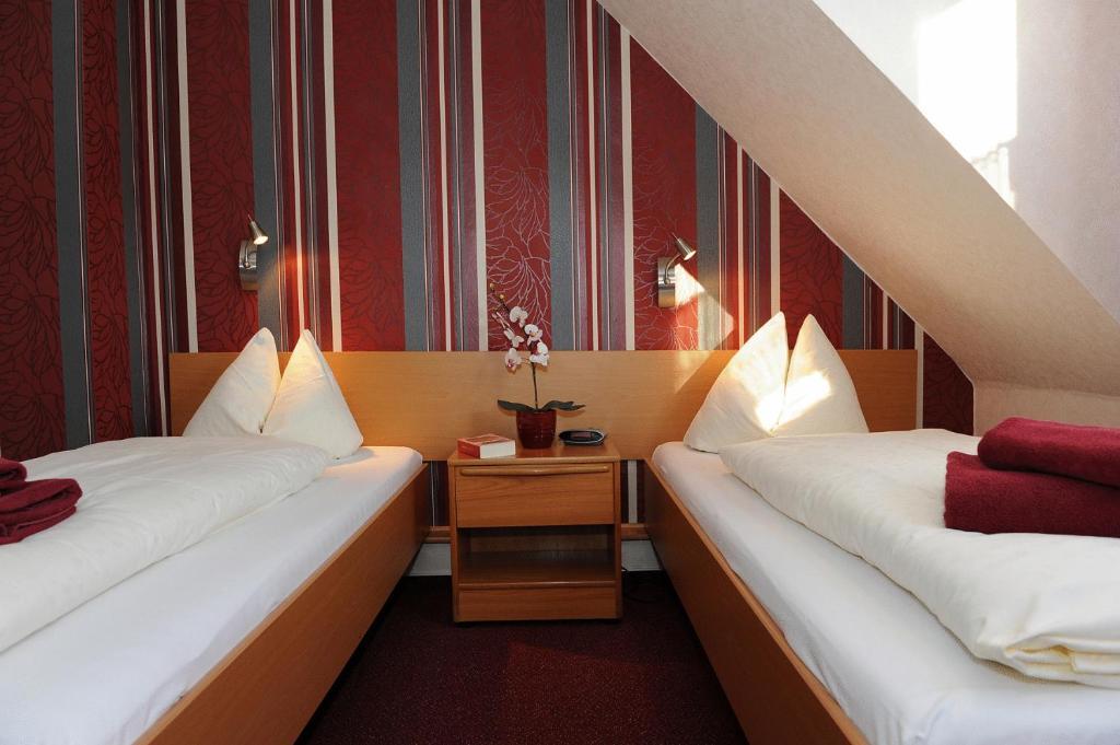 Hotel-Pension Haus Neustadt เบรเมน ภายนอก รูปภาพ