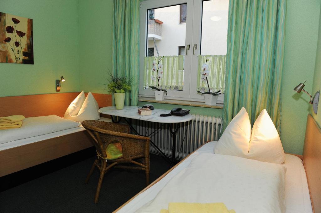 Hotel-Pension Haus Neustadt เบรเมน ภายนอก รูปภาพ
